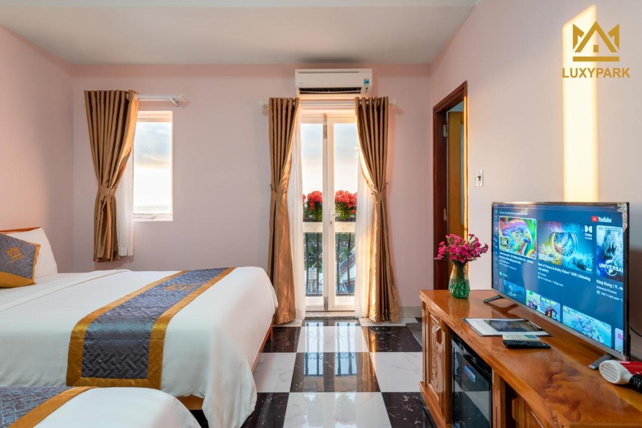 Luxy Park Hotel - Phu Quoc Centre Buitenkant foto
