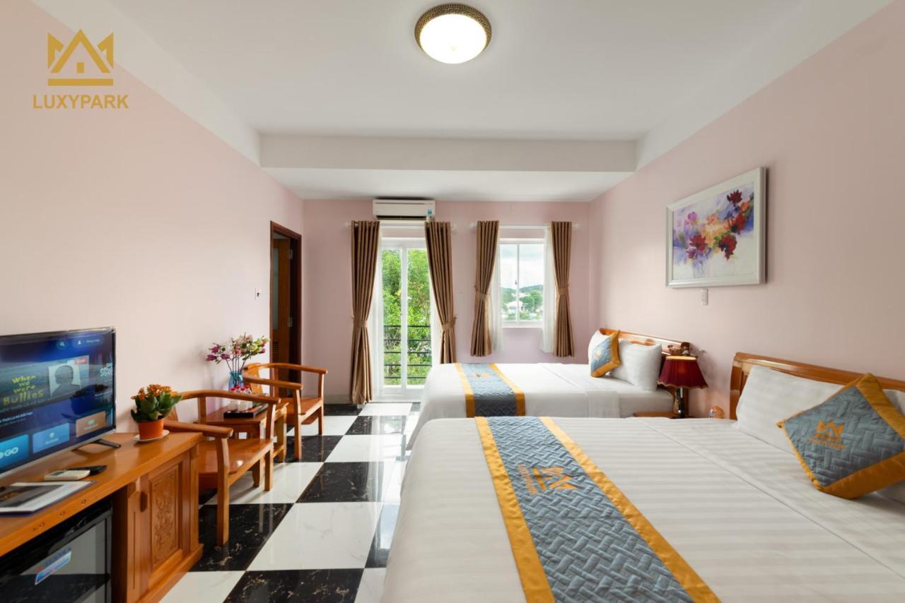 Luxy Park Hotel - Phu Quoc Centre Buitenkant foto