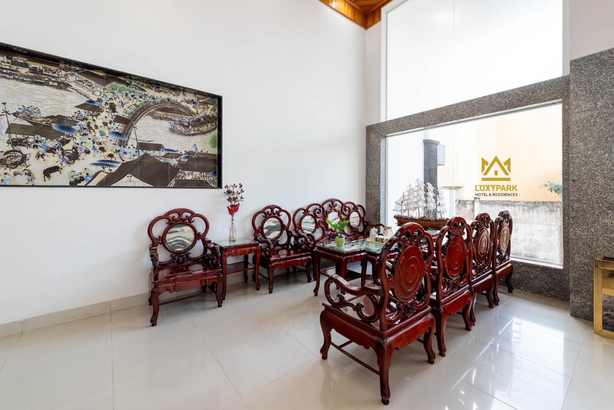 Luxy Park Hotel - Phu Quoc Centre Buitenkant foto