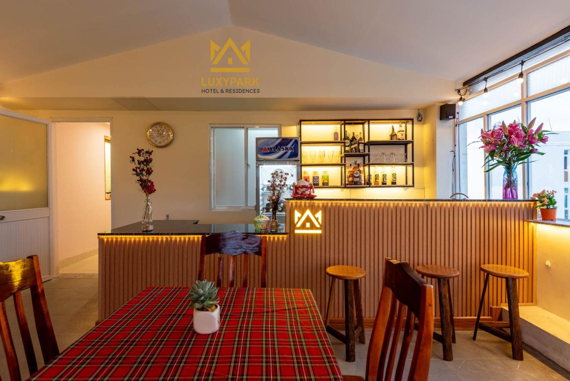 Luxy Park Hotel - Phu Quoc Centre Buitenkant foto